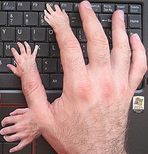 Social Media Affects Our Productivity At Work Big Time [Infographic]