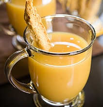 Drink Your Pie: The Warm Apple Pie Cocktail Drink Your Pie: The Warm Apple Pie Cocktail