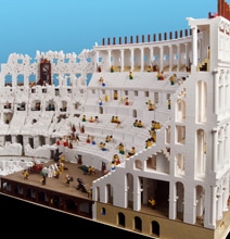 Incredible Roman Colosseum Built With 200,000 LEGO Bricks Incredible Roman Colosseum Built With 200,000 LEGO Bricks