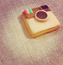 Insta-Grahams: Your Instagram Photos Printed On Cookies Insta-Grahams: Your Instagram Photos Printed On Cookies