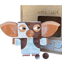 Iconic Characters Turned Into Awesome Wooden Idols