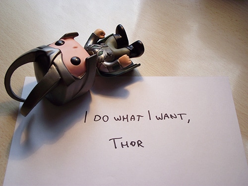 Bobblehead-Avengers-Thor-Paper-Humor