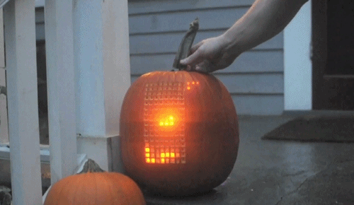 extreme-pumpkin-tetris-game-carving