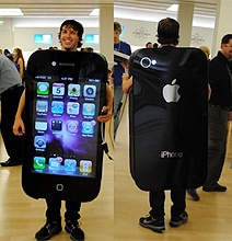 2012: The Year Of DIY Halloween Costumes [Infographic]