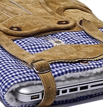 7 Great Halloween Costumes For Your Laptop