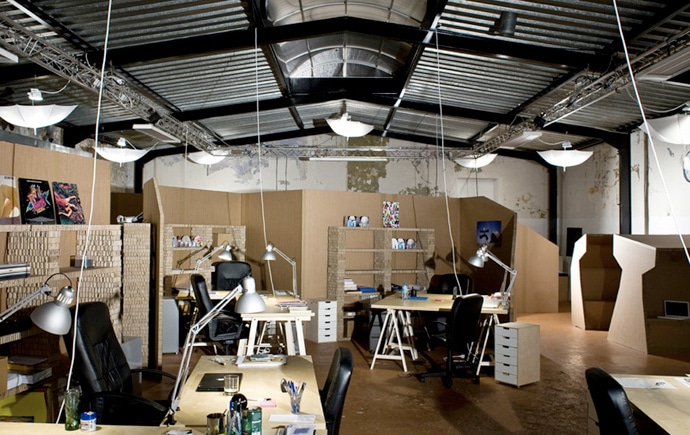 recycled-office-desk-design