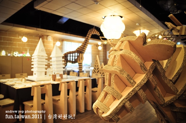 taiwan-cardboard-design-carton-restaurant