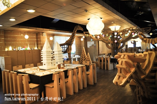 taiwan-cardboard-design-carton-restaurant