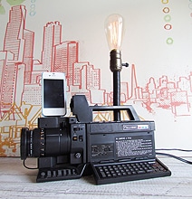 Ultimate iPhone Dock For The Retro Traveling Geek Ultimate iPhone Dock For The Retro Traveling Geek