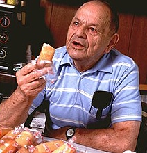 The Man Who Ate At Least One Twinkie Every Day For 64 Years The Man Who Ate At Least One Twinkie Every Day For 64 Years