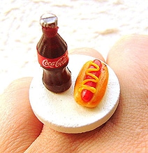 Food Rings Combine Fun With A Unique Virtual Nom Nom Experience Food Rings Combine Fun With A Unique Virtual Nom Nom Experience