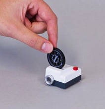Projecteo: Mini Retro Instagram Image Slide Projector Projecteo: Mini Retro Instagram Image Slide Projector