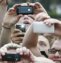 Mobile Photography: Is Traditional Photography Dead? [Infographic]