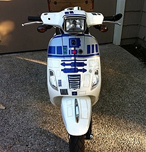 Star Wars Mod: The Super Geeky & Fabulous R2-D2 Scooter