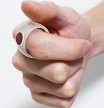 CAMER-ing: Discrete Ring Camera That Fits On Your Finger CAMER-ing: Discrete Ring Camera That Fits On Your Finger