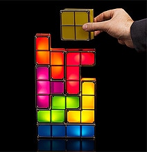 Light Up ’80s Style: The Stackable Tetris LED Desk Lamp Light Up ’80s Style: The Stackable Tetris LED Desk Lamp