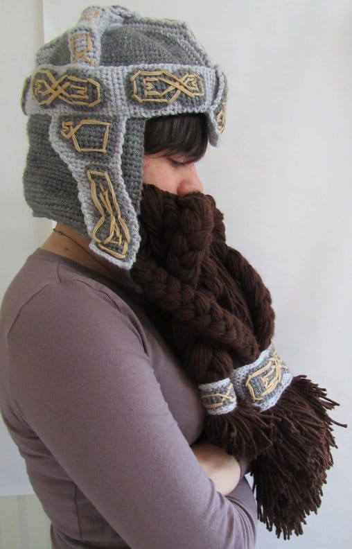crocheted-dwarven-helmet-beard