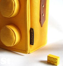 The Denim LEGO Block Inspired Handbag For Geek Girls With Style The Denim LEGO Block Inspired Handbag For Geek Girls With Style
