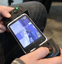 PhoneJoy Turns Your iPhone Into A Handheld Console