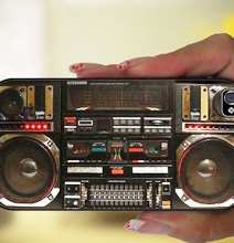 Impressively Intricate Boombox Retro Case For The iPhone 5 Impressively Intricate Boombox Retro Case For The iPhone 5