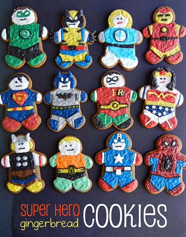 superheroes-gingerbread-holiday-spirit