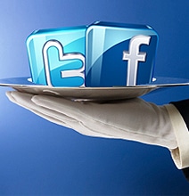 Brand Quality Face-Off: Social Customer Service [Infographic]