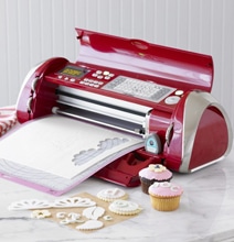 Cupcake Printer Turns Your Sloppy Cupcakes Into Delicious Artwork