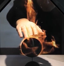 World’s Most Realistic Hologram Projector Device Now Available