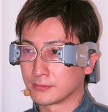 Head-Mounted Smartphone Project Includes Virtual Reality Calls Head-Mounted Smartphone Project Includes Virtual Reality Calls
