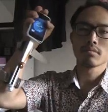Quick Draw iPhone Contraption Enables Lightning Fast Answering Quick Draw iPhone Contraption Enables Lightning Fast Answering