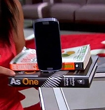 How To: Make An NFC-Enabled Phone Charging Dock From Old Books