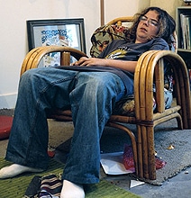 12 Very Strange Photographs Of People Watching Television 12 Very Strange Photographs Of People Watching Television