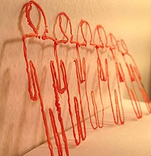 World’s First 3D Printing Pen Makes 3D Sculptures As You Write Or Draw