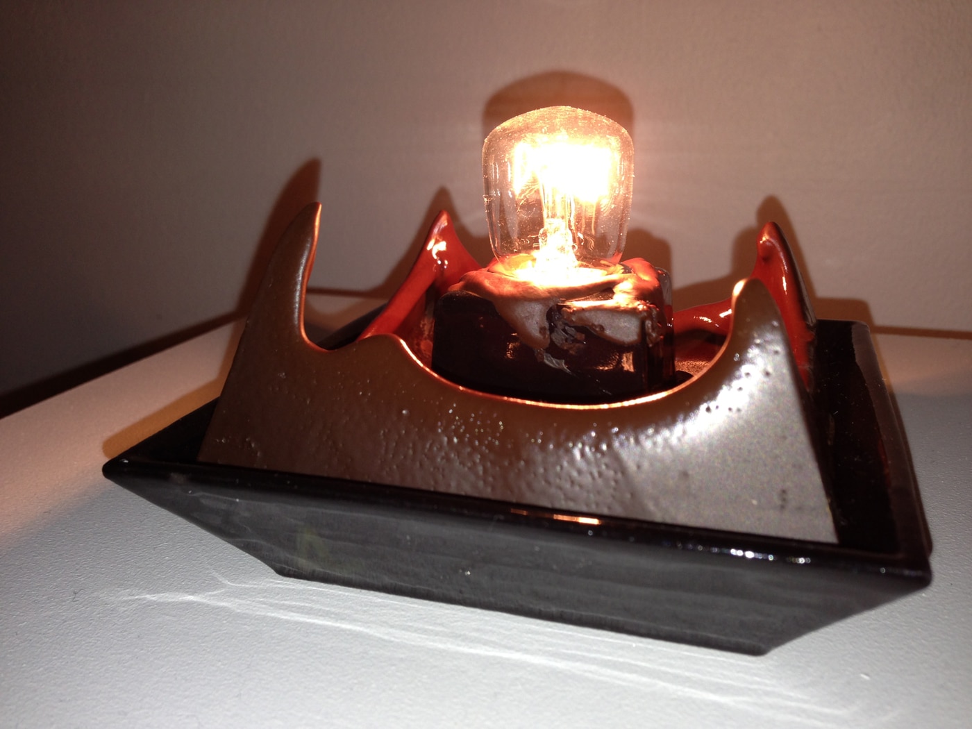 melting-chocolate-lamp-design