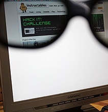 Privacy Monitor Hack Enables Complete Privacy When Browsing