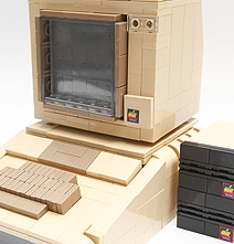 LEGO Version Of The Classic Apple II Computer (Including Internals) LEGO Version Of The Classic Apple II Computer (Including Internals)