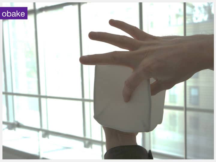 obake-elastic-stretchy-touchscreen-display