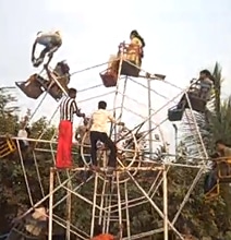 Human Powered Ferris Wheel For Thrill Seekers [Video]