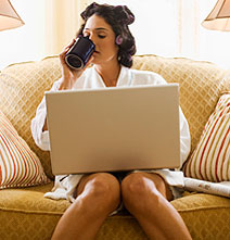 Benefits Of Working From Home: A List Of Pros As Cons [Humor]