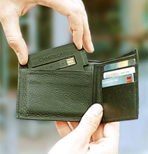 ChargeCard: Smartphone USB Cable That Slips In Your Wallet Like A Card