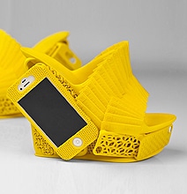 3D Printed Heels Sport A Smartphone Case For Safe Keeping