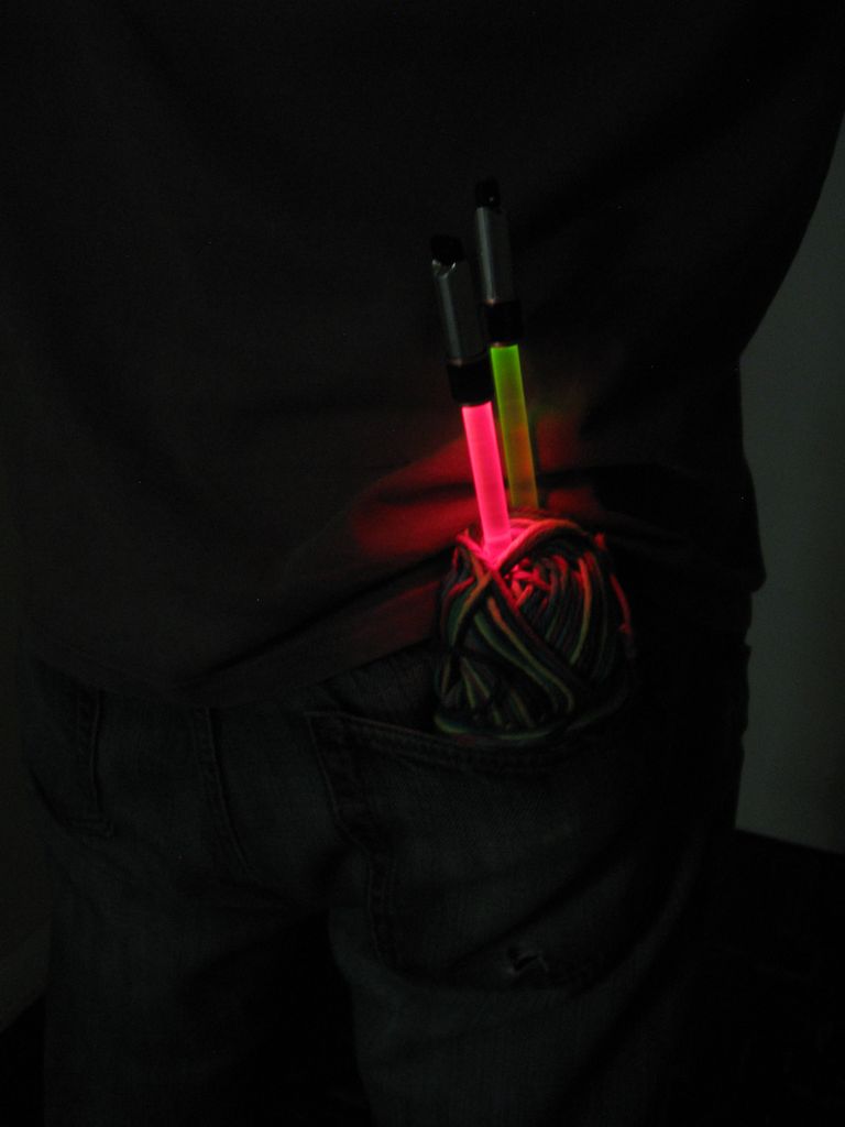 custom-lightsaber-knitting-needles