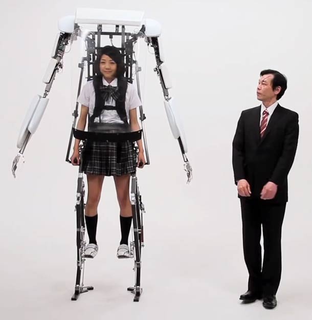 japanese-powered-jacket-exoskeleton