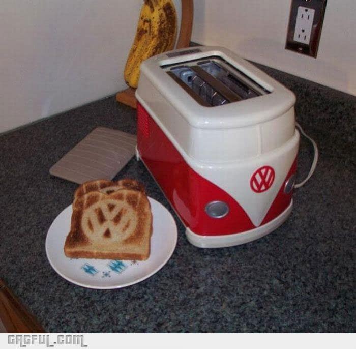 lepel Overvloedig Betreffende Rare VW Bus Toaster And Toast For Your Next Hippie Inspired Breakfast | Bit  Rebels