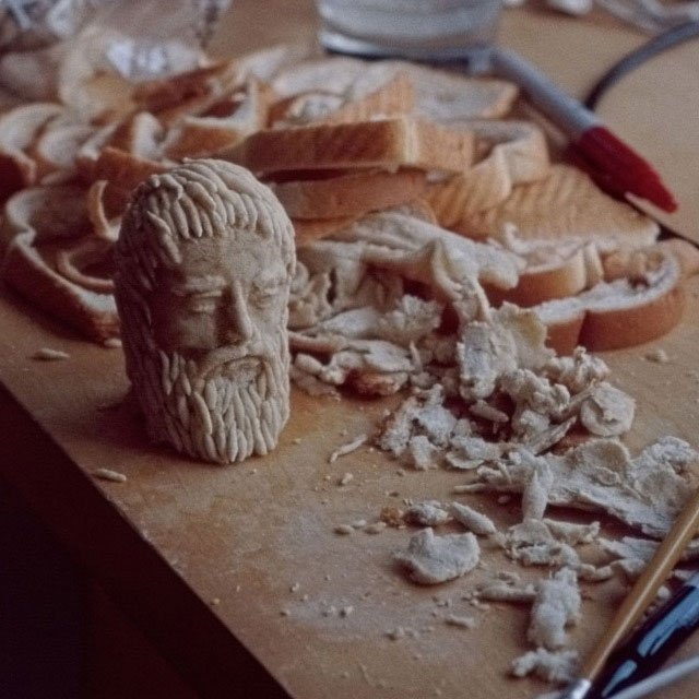wonder-bread-plato-bread-mold