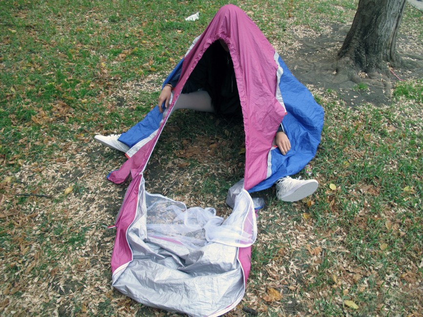 walking-shelter-tent-shoes