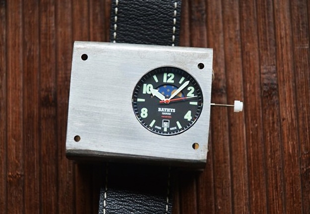 Cesium 133 Atomic Wristwatch