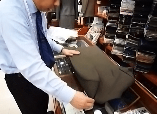 How To Fold Suit