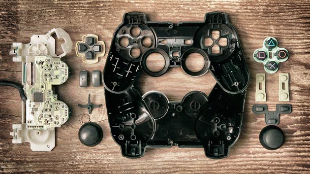 18 Deconstructed Controllers