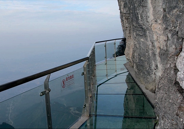 Epic Mountain Glass Skywalk